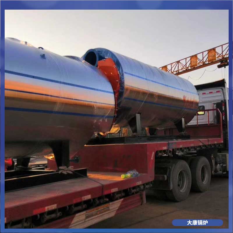 <strong>大型導(dǎo)熱油鍋爐銀辰鍋爐廠電熱水鍋爐制造商</strong>