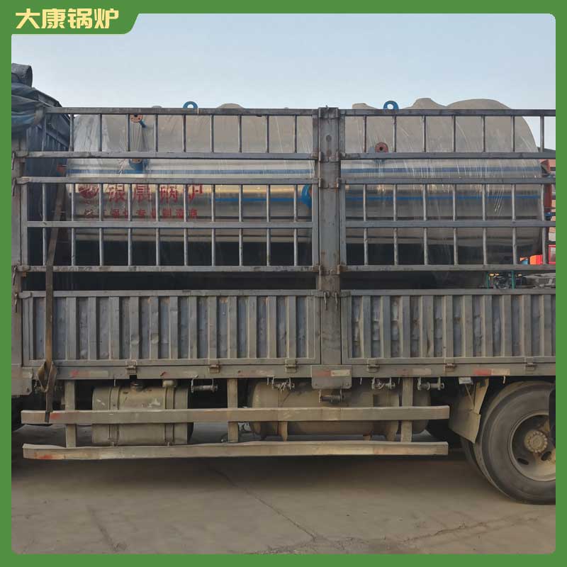 全自動生物質(zhì)鍋爐廠家銀晨鍋爐集團(tuán)有限公司300kw電加熱熱水鍋爐
